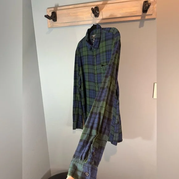 Forever 21 Men Blue/Black/Green Plaid Button Up Long Sleeve Flannel - Picture 3 of 6